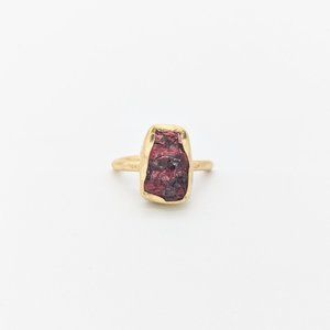 NWT Annahmol Garnet 18k Gold-Plated Ring